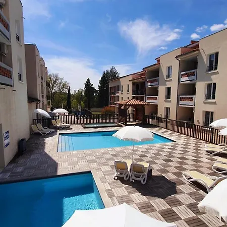 Appartement Le Baou Beni - Piscine, Climatisation&Parking à Gréoux-les-Bains Extérieur photo